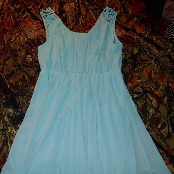 Dress - Picture 1 of 1